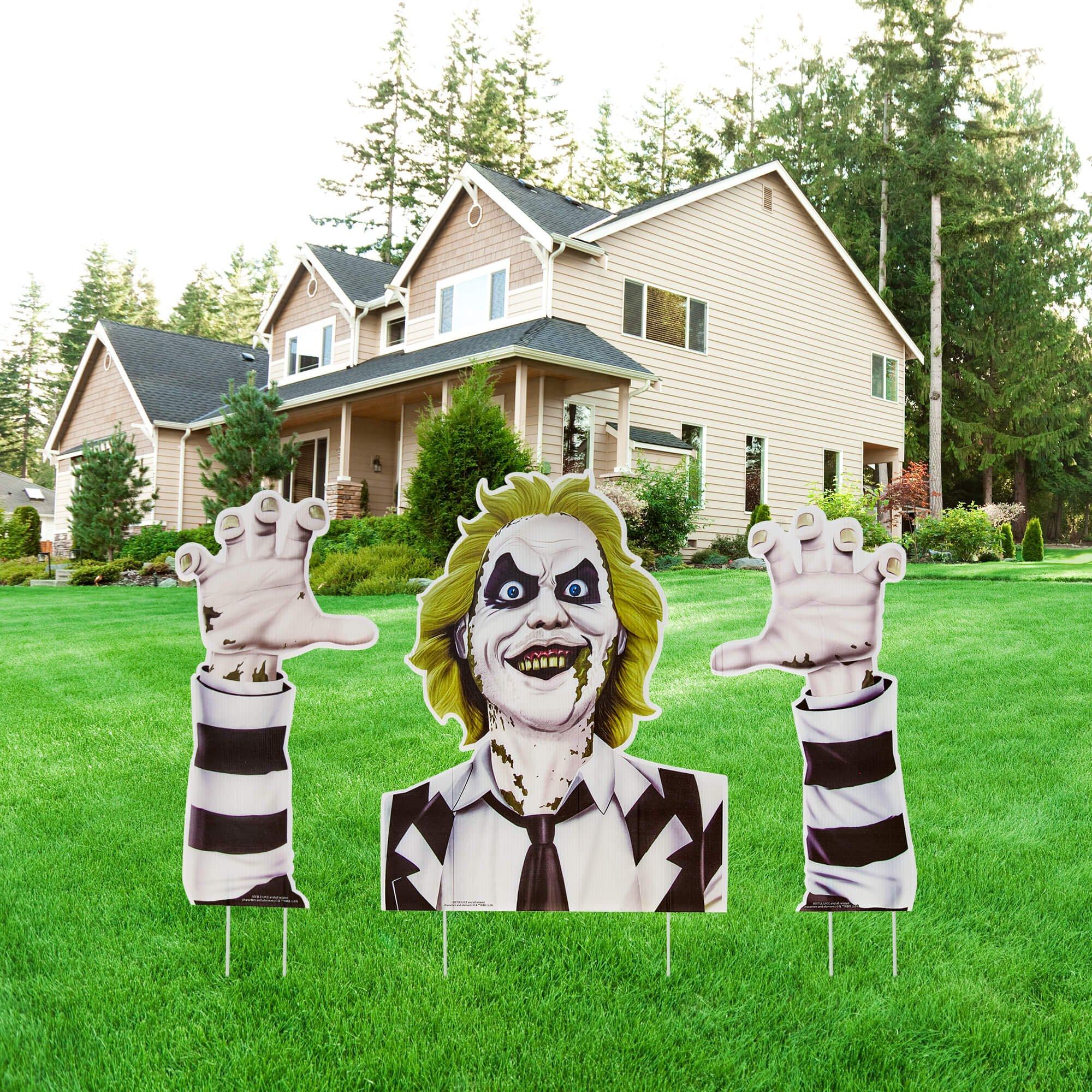 Beetlejuice Halloween Decorating Kit - Image 2